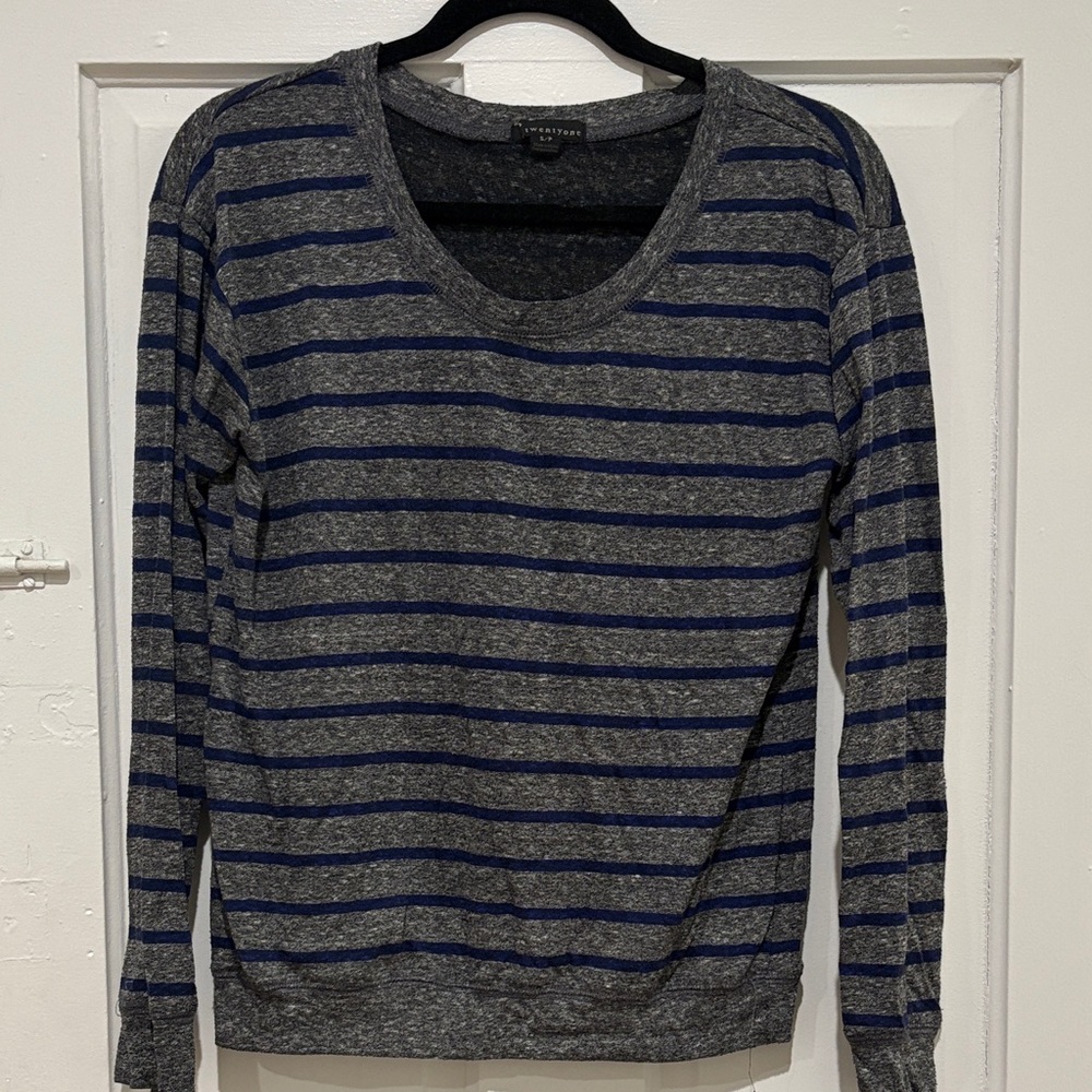 Forever 21 Heathered Gray and Navy Sweater